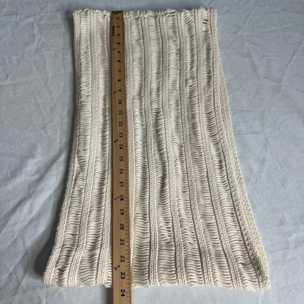 American Eagle Outfitters Y2K Cream‎ Open Ladder Knit Infinity Scarf Ribbed Loop